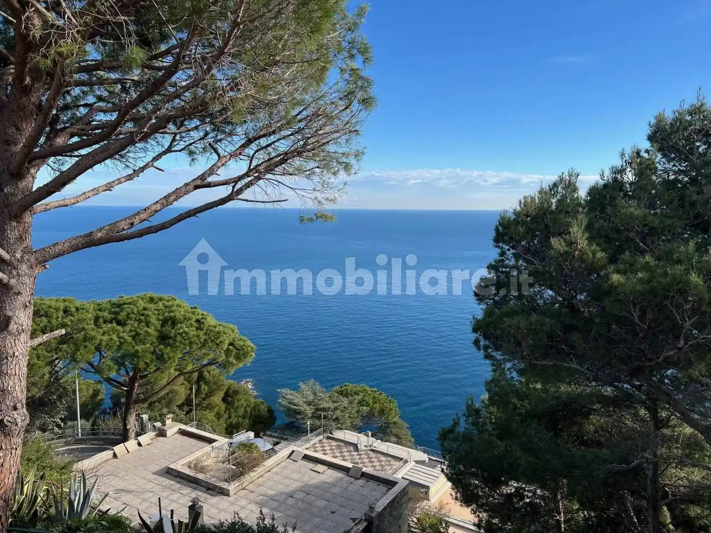 Appartamento in vendita a Bergeggi