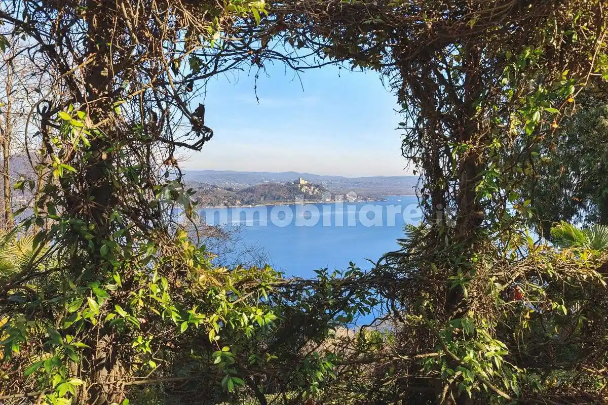 Appartamento in vendita a Meina