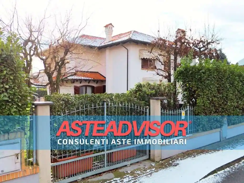 Villa in vendita a Bruino