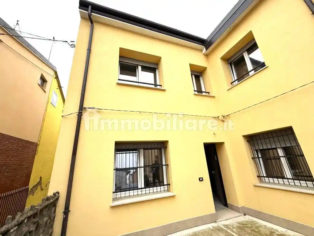 Casa indipendente in vendita a Finale Emilia
