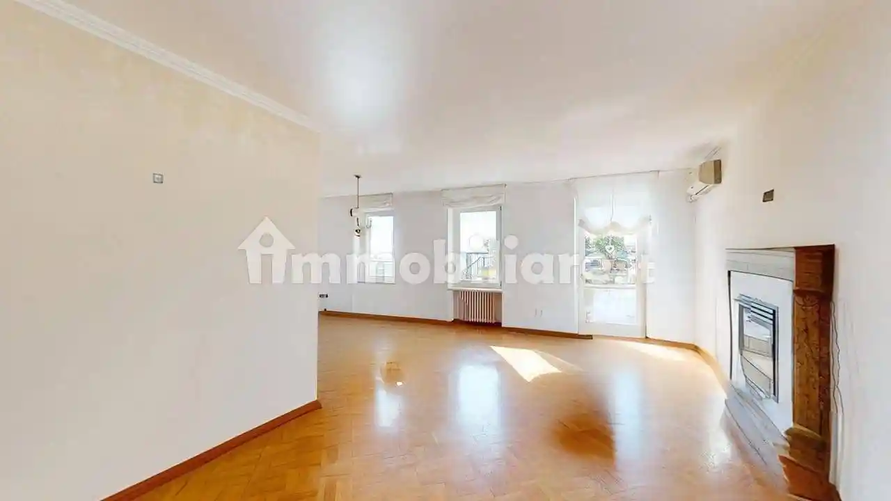 Appartamento in affitto a Gardone Riviera