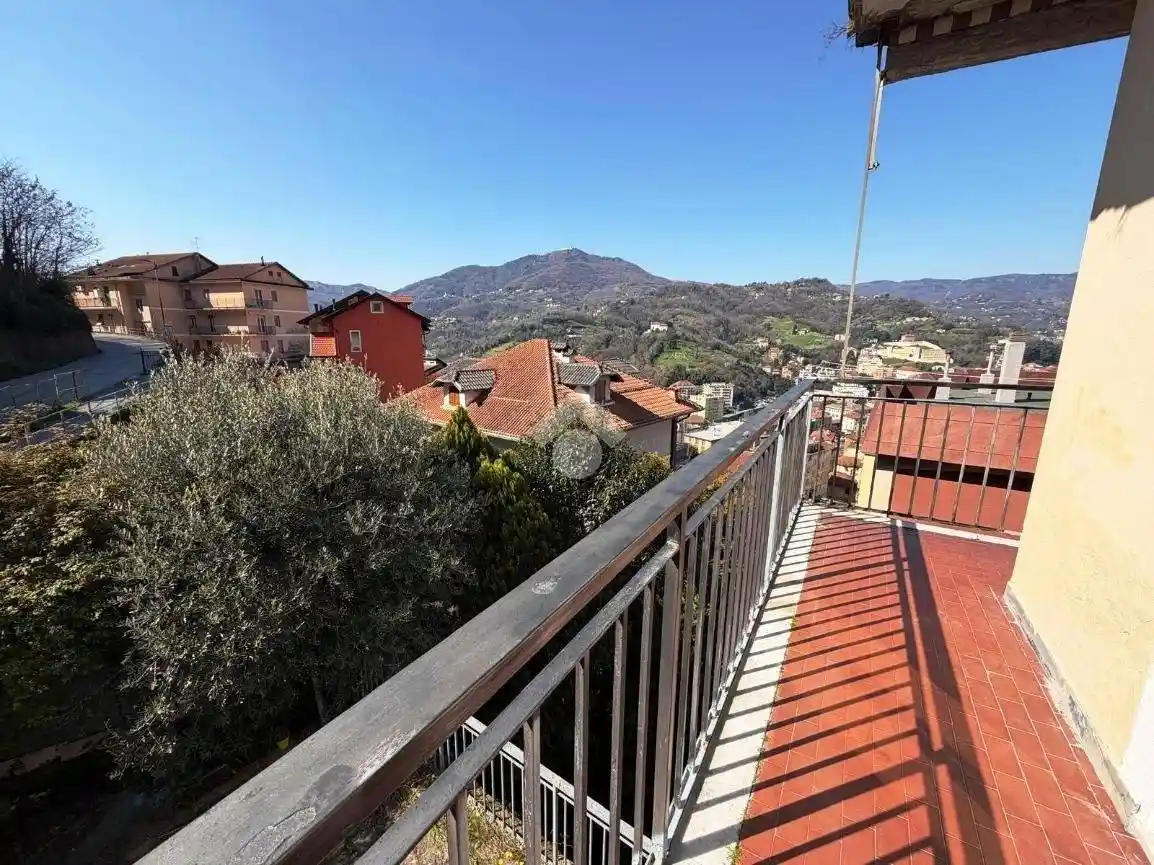 Appartamento in vendita a Serra Riccò