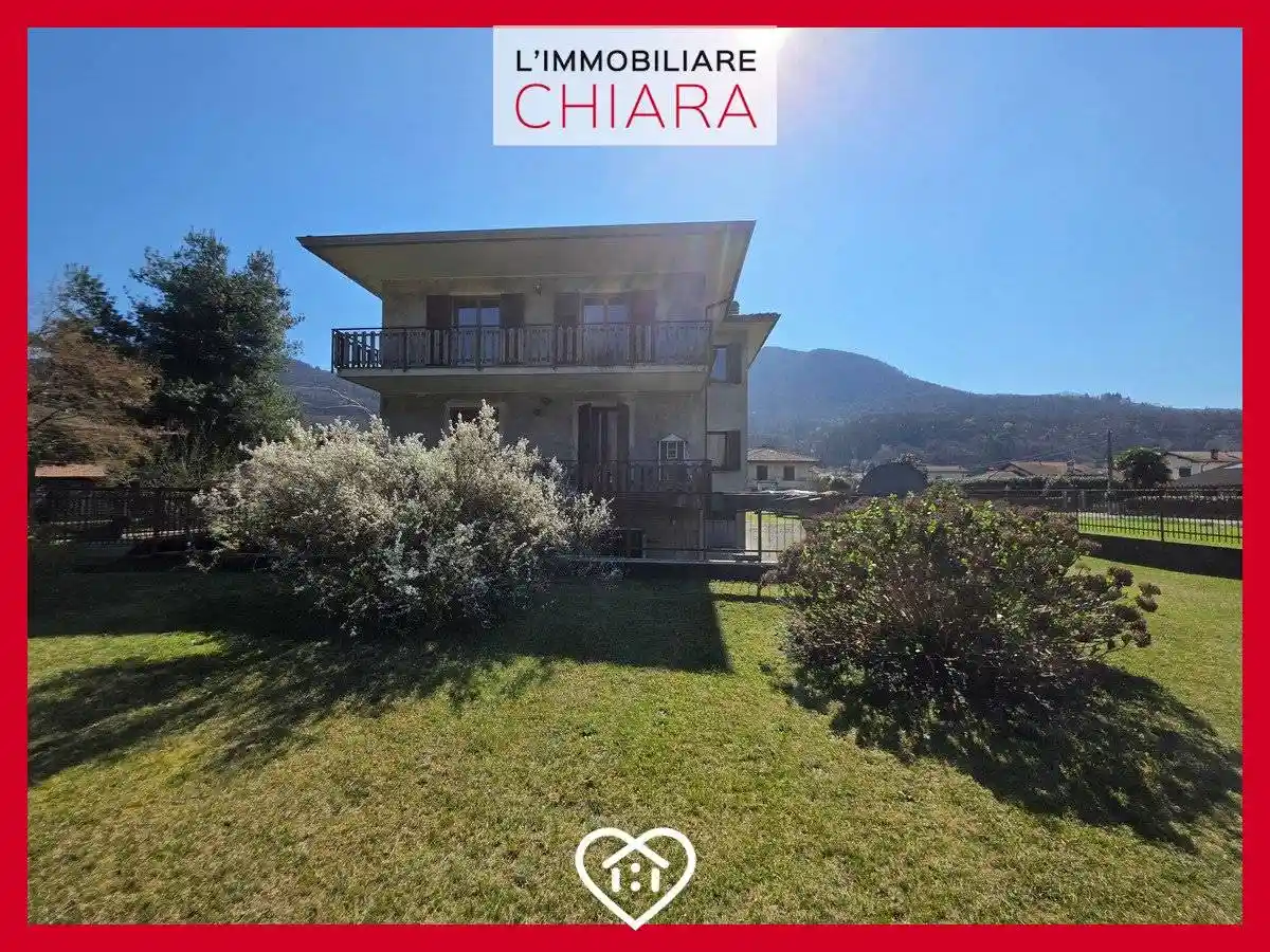 Villa in vendita a Cuvio