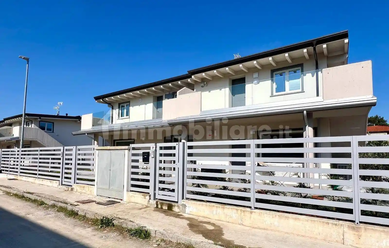 Appartamento in vendita a Albano Sant'Alessandro