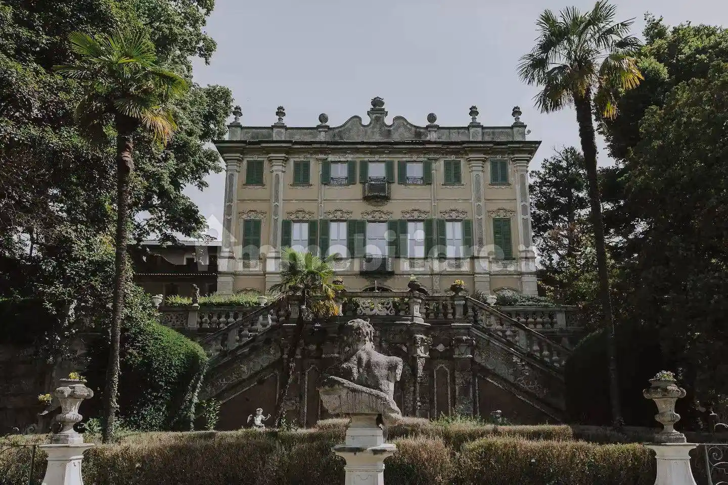 Appartamento in vendita a Comerio