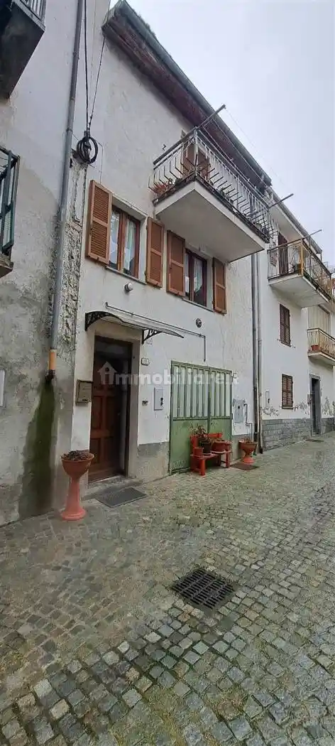 Casa indipendente in vendita a Bistagno