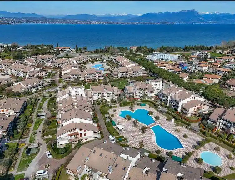 Appartamento in vendita a Desenzano del Garda