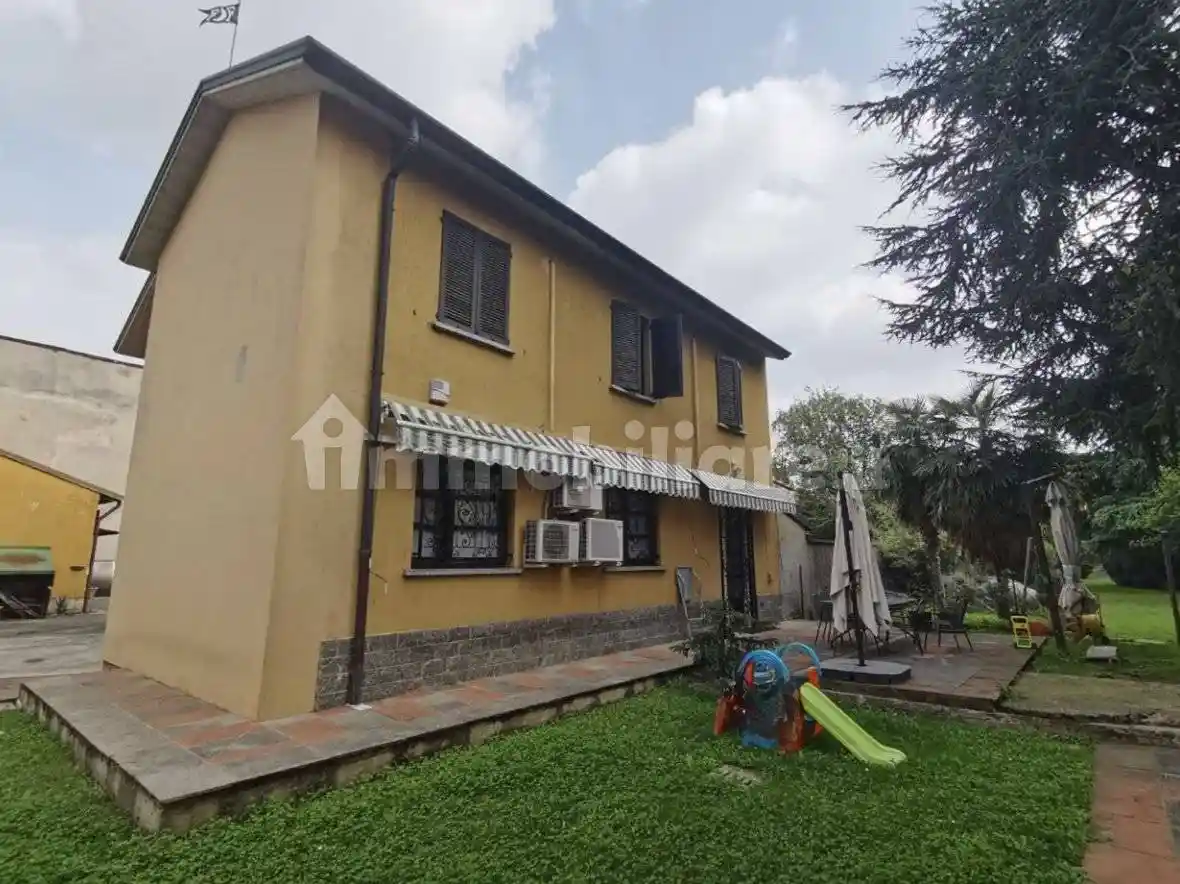 Villa in vendita a Brugherio