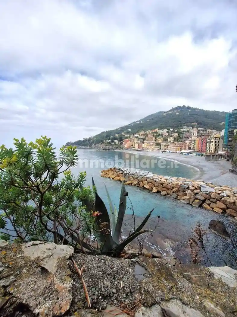 Appartamento in vendita a Sori