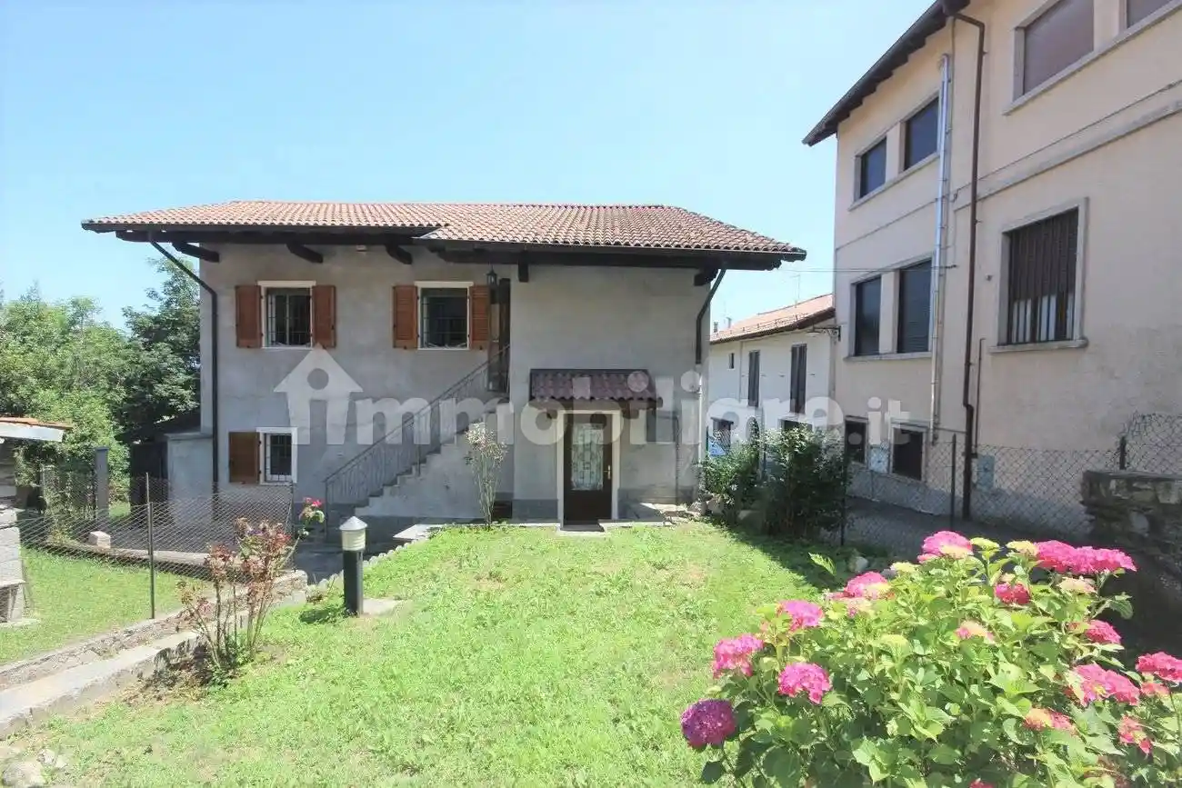 Casa indipendente in vendita a Gignese