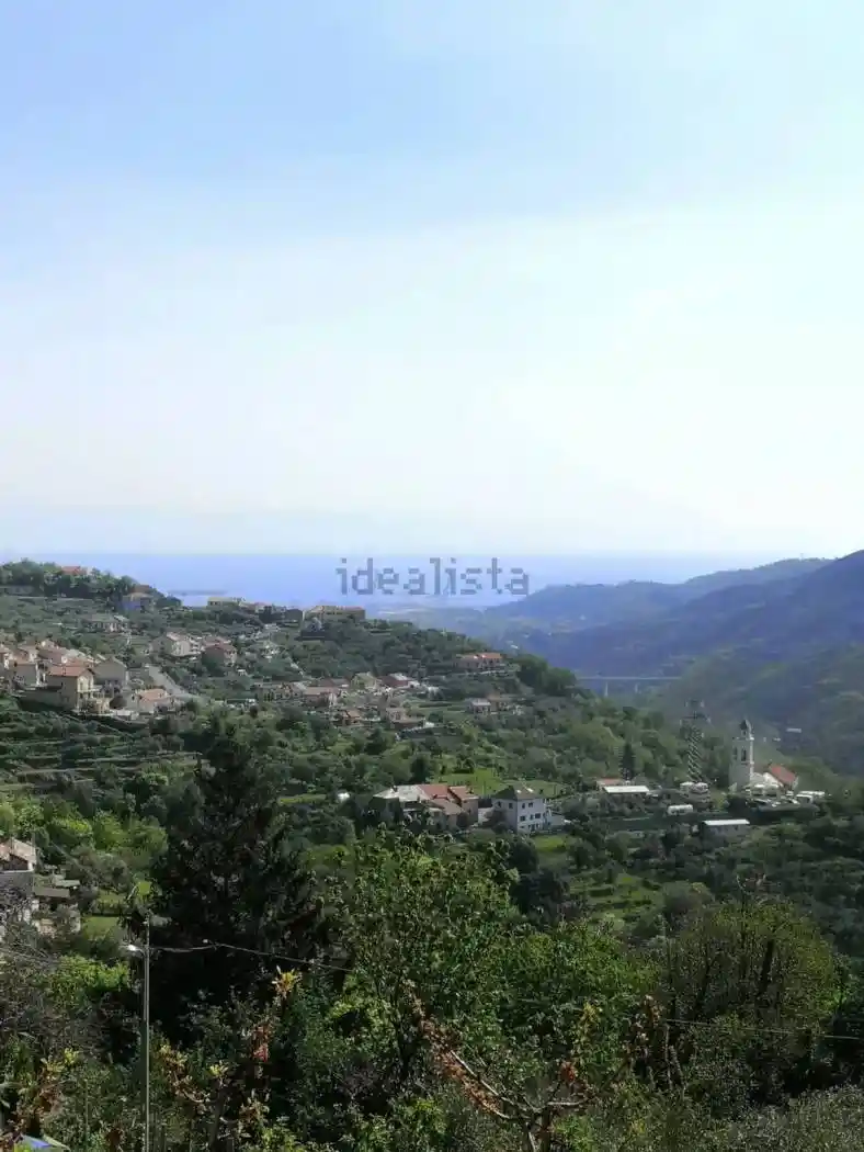 Villa in vendita a Vado Ligure
