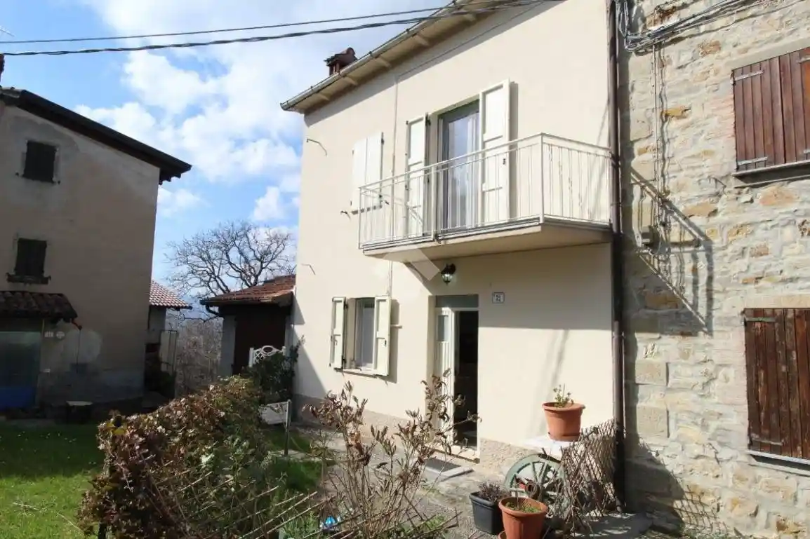 Casa indipendente in vendita a Villa Minozzo