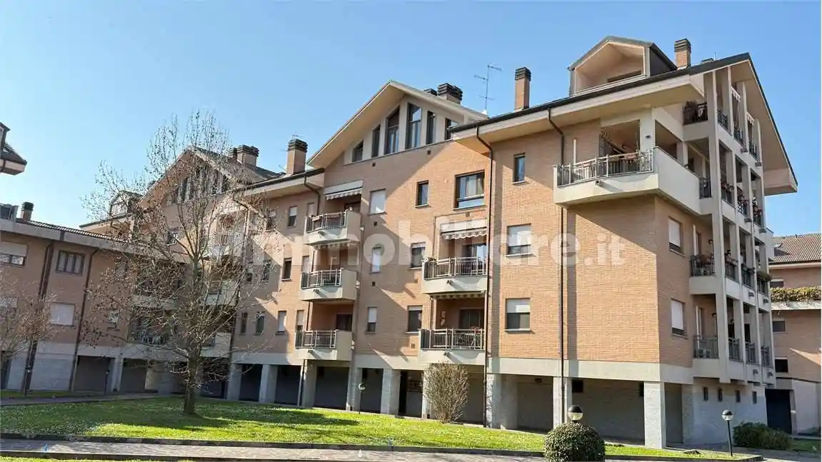 Appartamento in affitto a Tribiano