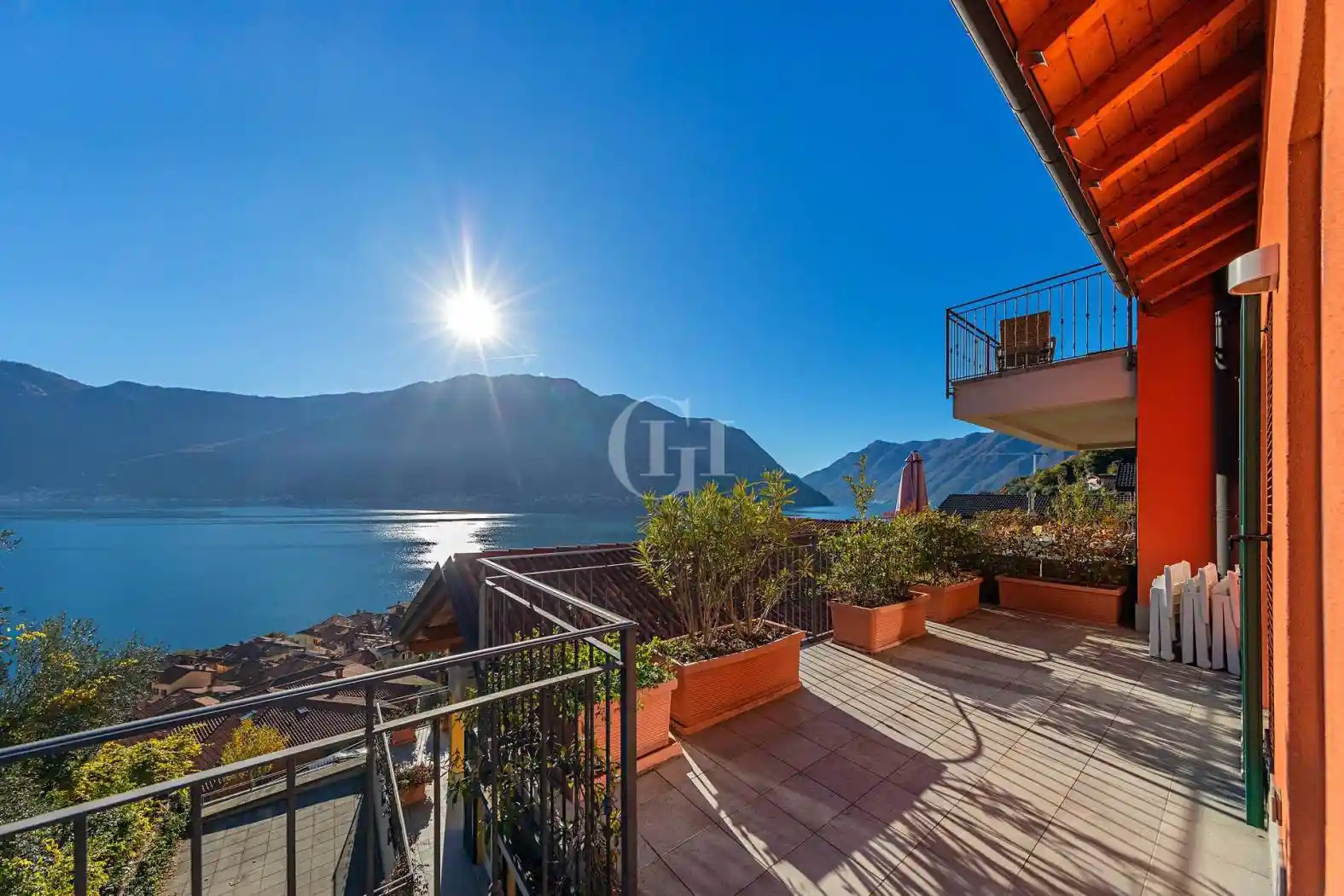 Appartamento in vendita a Sala Comacina