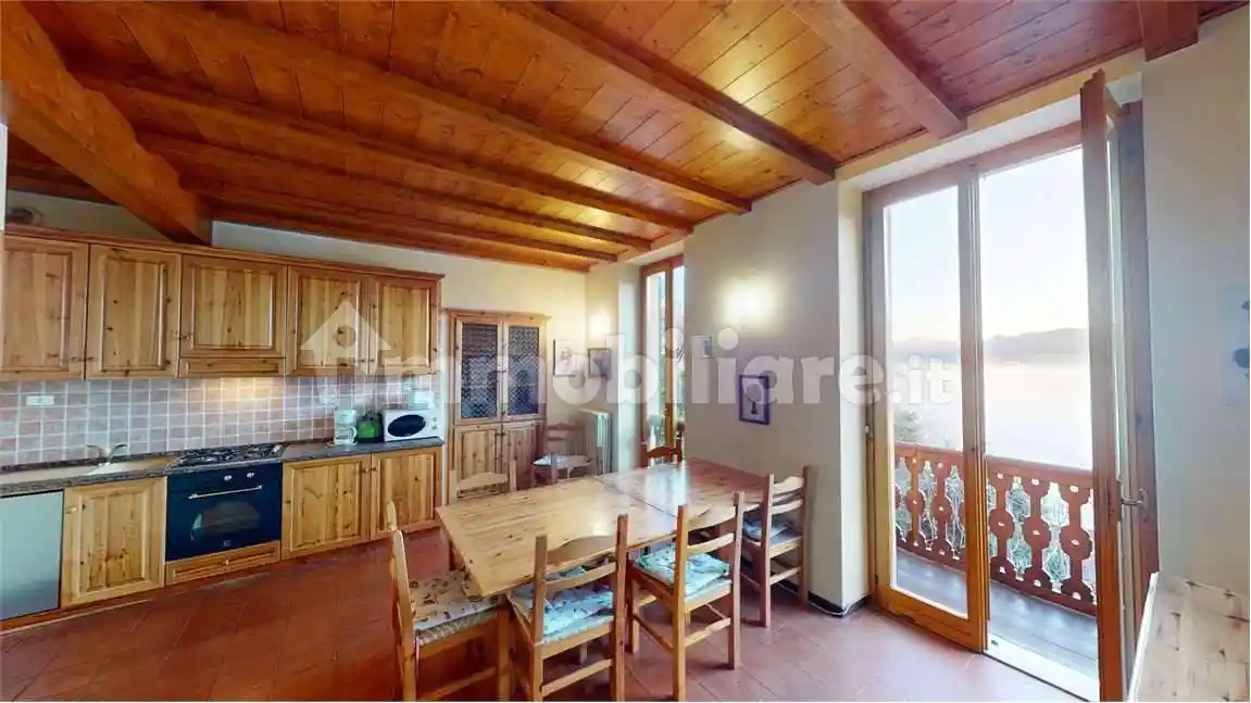 Appartamento in vendita a Menaggio