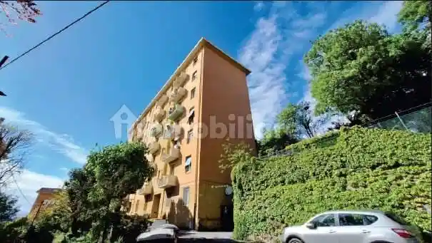 Appartamento in vendita a Genova