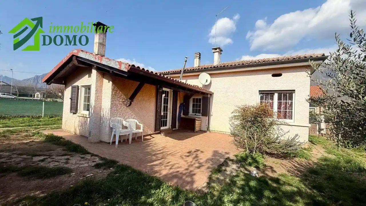 Casa indipendente in vendita a Piovene Rocchette