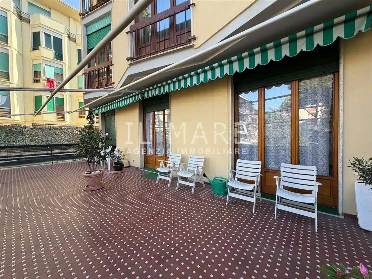 Appartamento in vendita a Massa