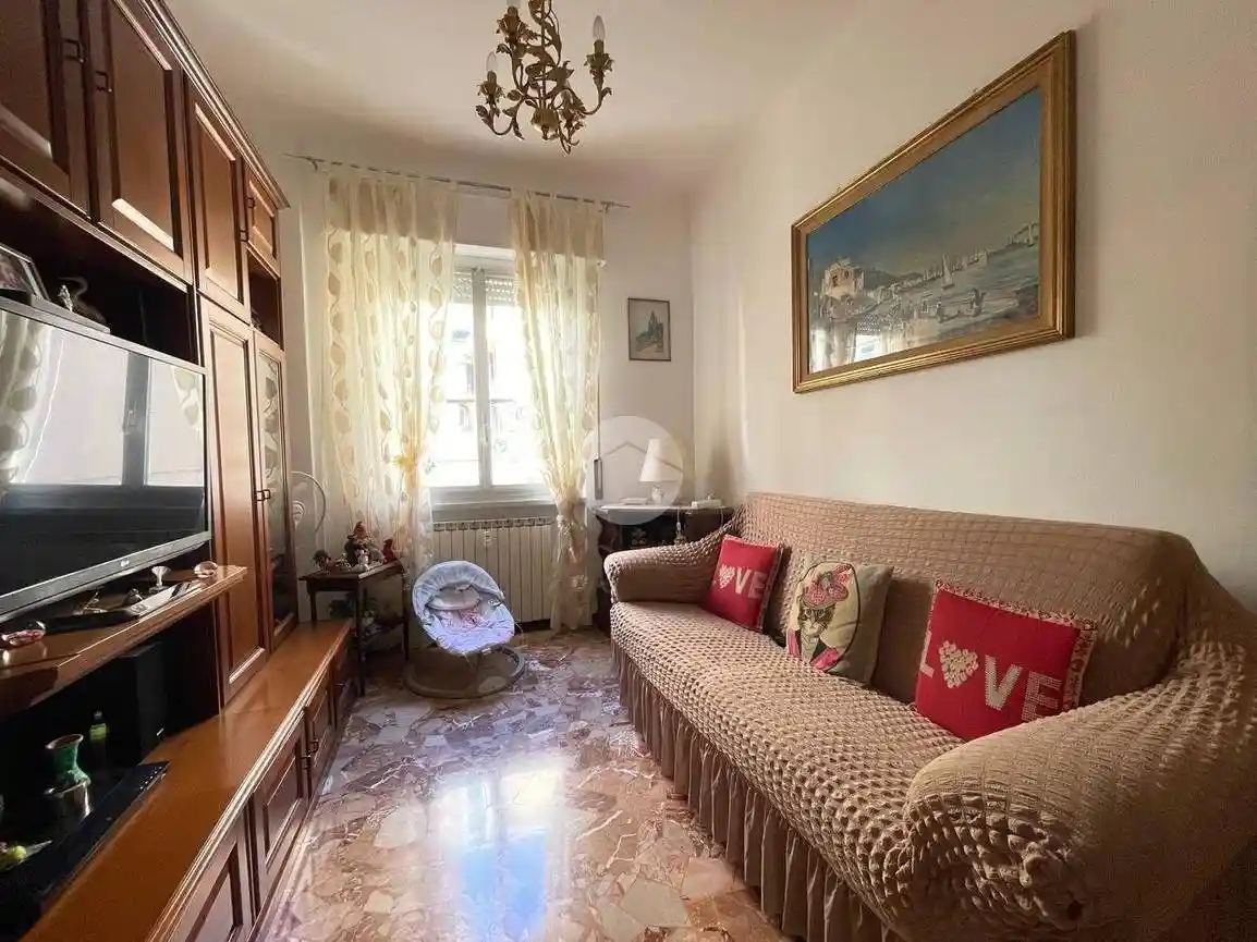 Appartamento in vendita a Genova