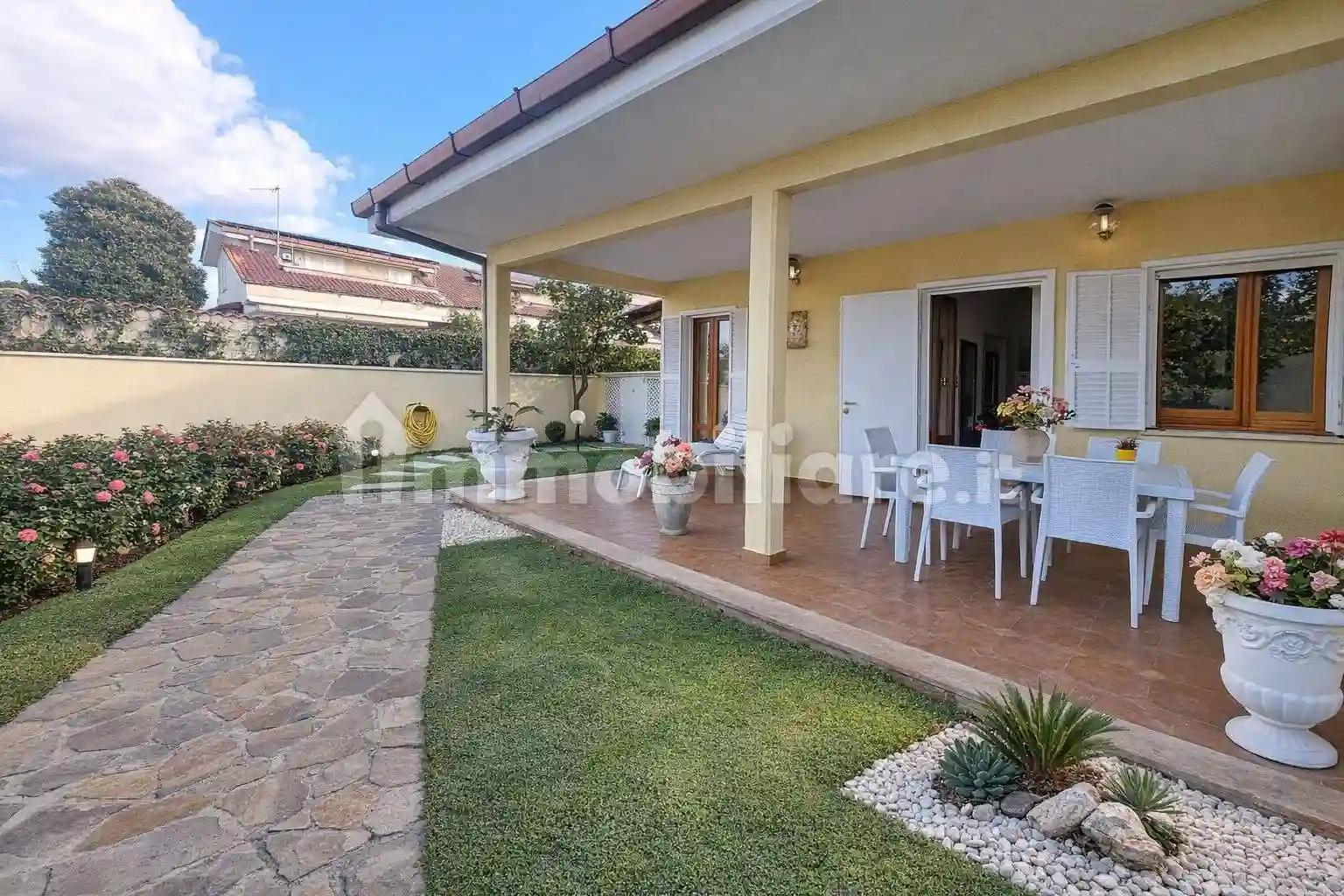 Villa - foto 3