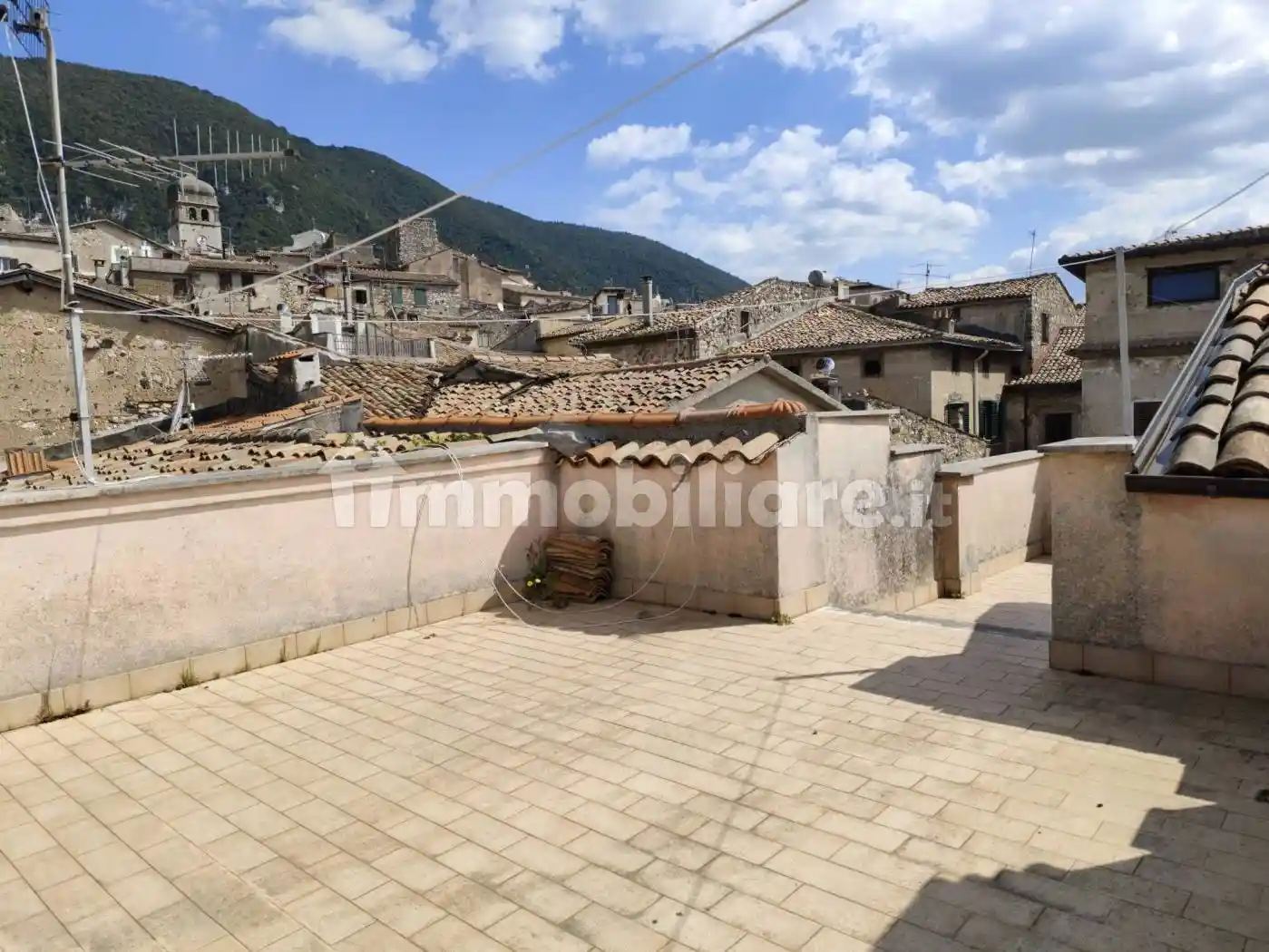 Casa indipendente in vendita a Giuliano di Roma