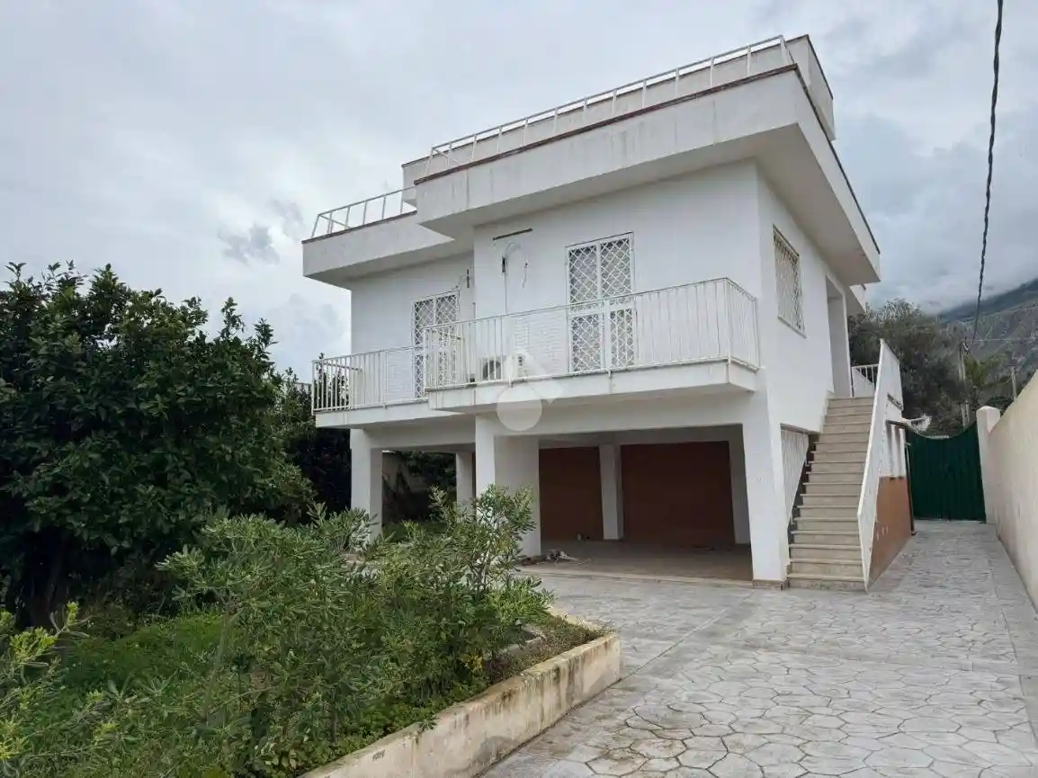 Villa in vendita a Carini