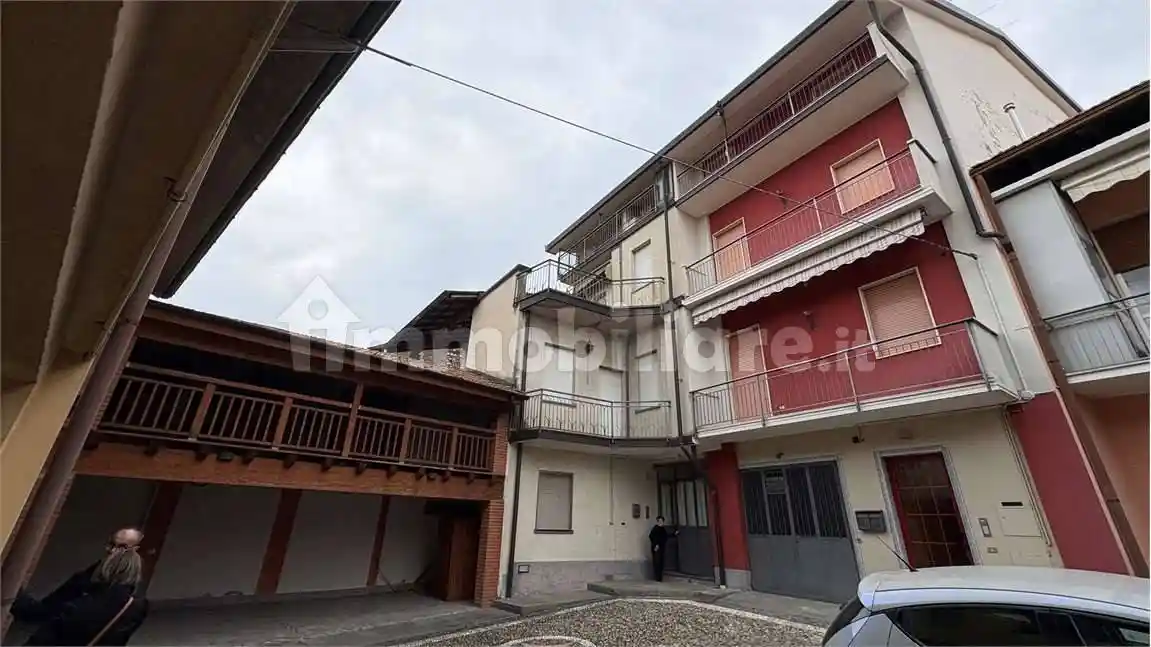 Appartamento in vendita a Bottanuco