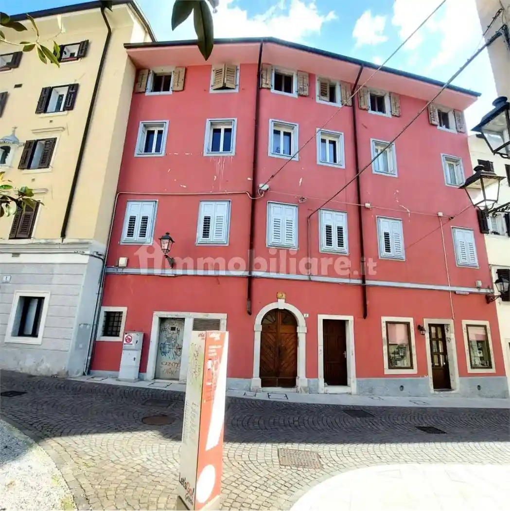 Appartamento in vendita a Gorizia