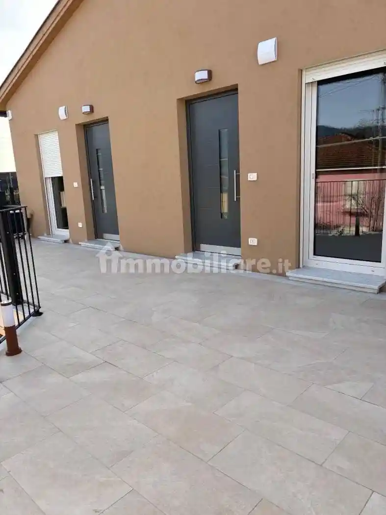 Villa in vendita a Sarzana