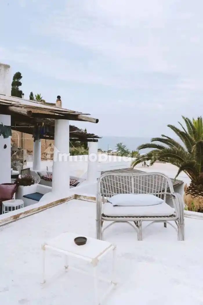 Appartamento in vendita a Lipari