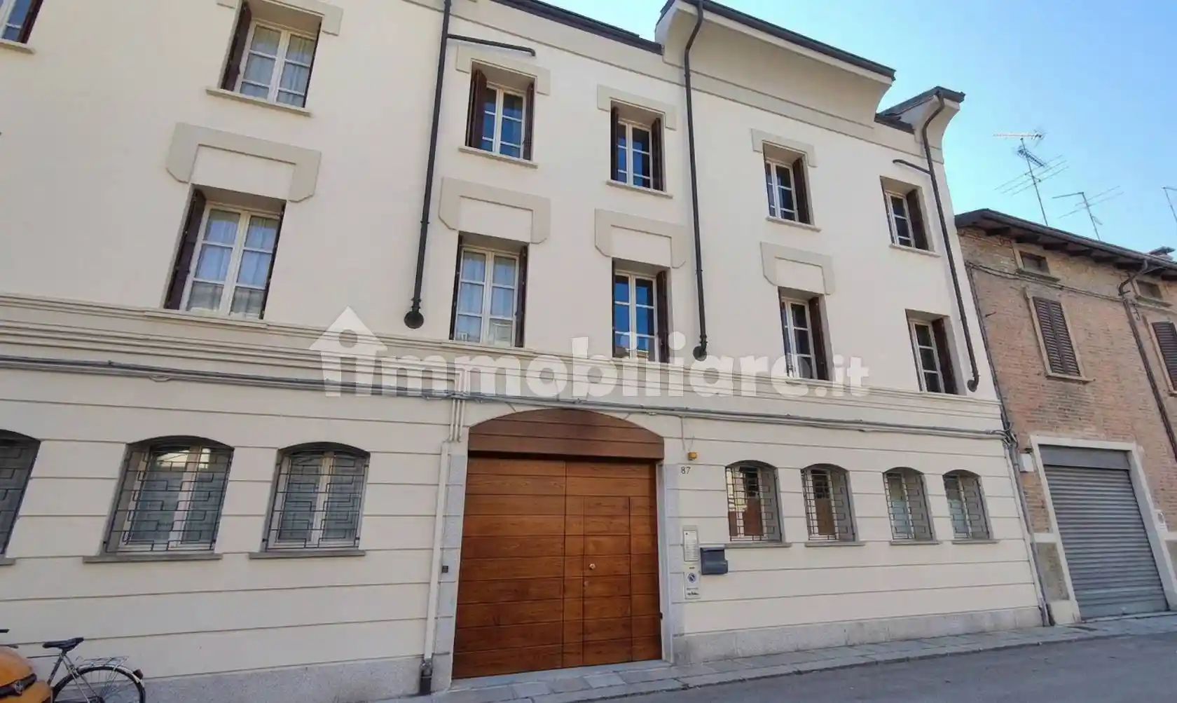 Appartamento in vendita a Piacenza