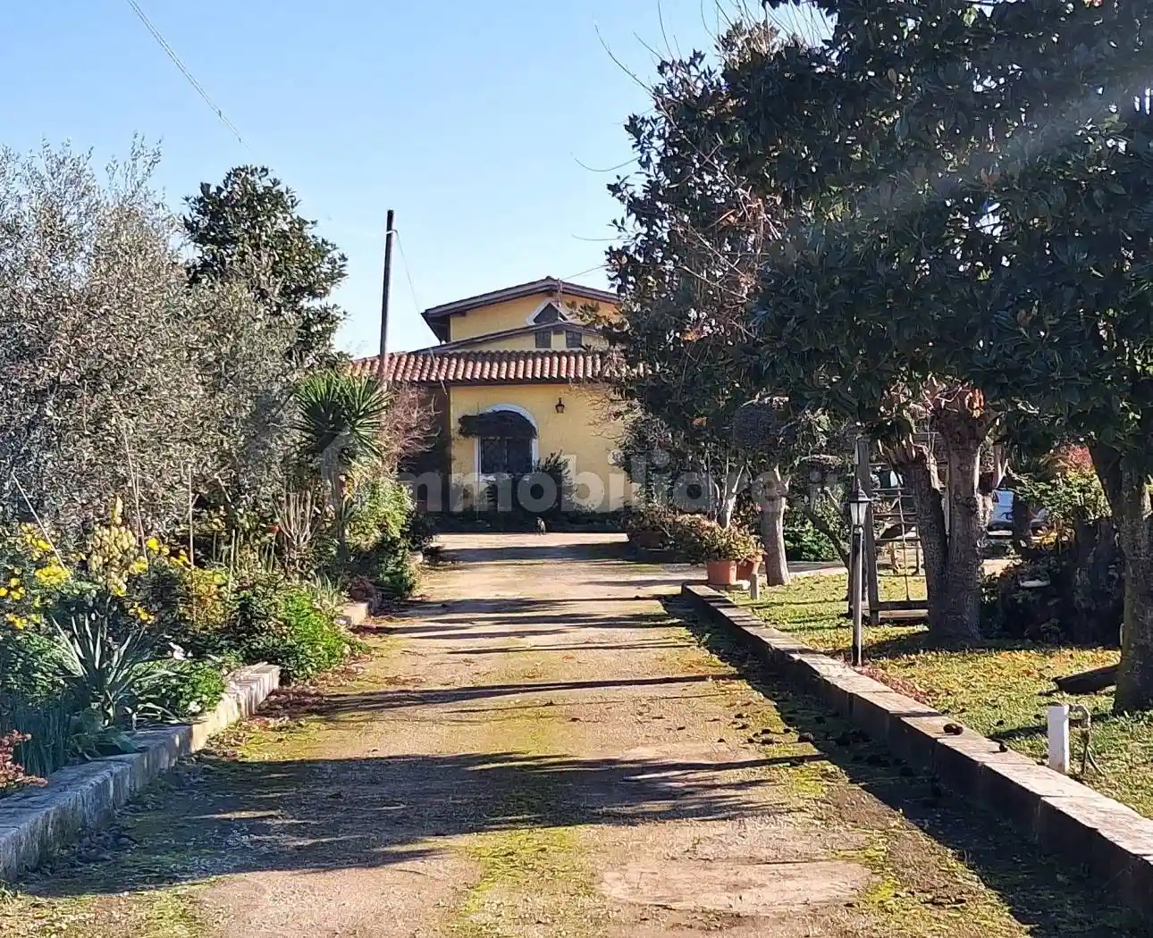 Rustico - Casale in vendita a Lanuvio