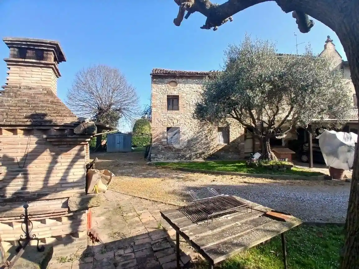 Rustico - Casale in vendita a Rovolon