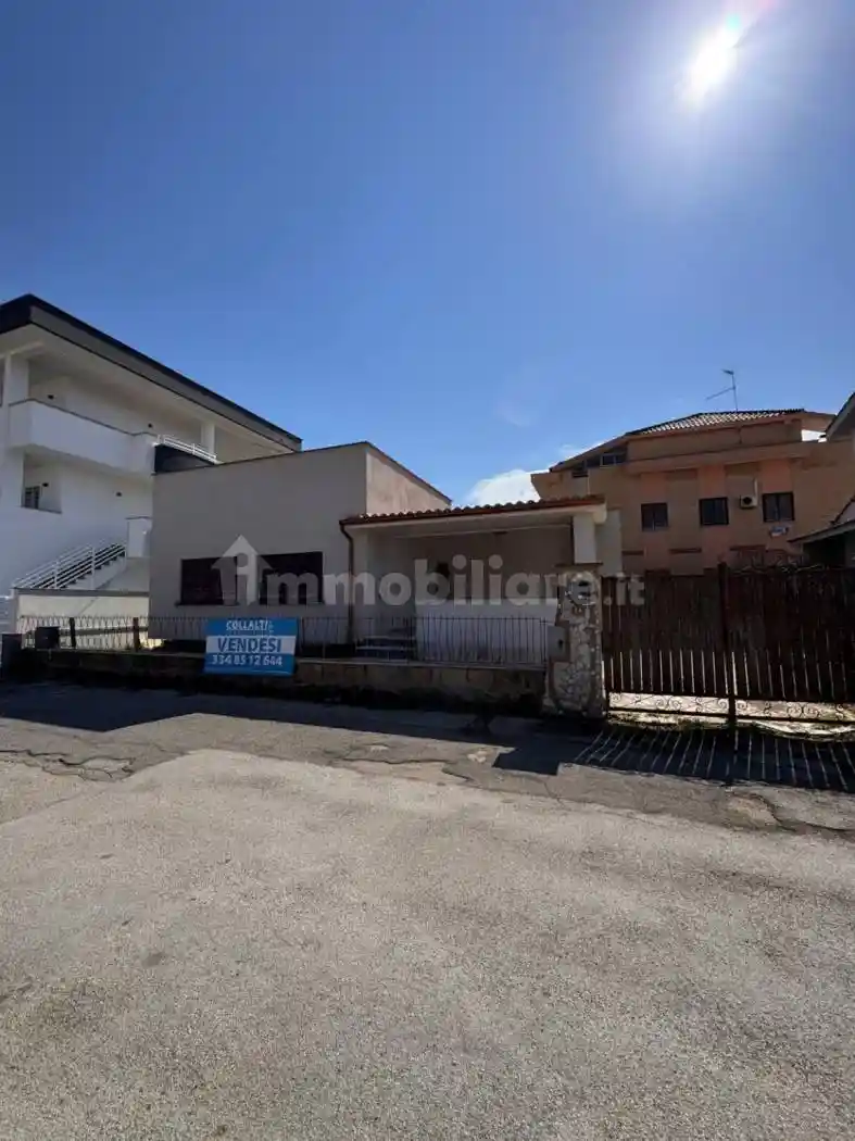 Villa in vendita a Nettuno