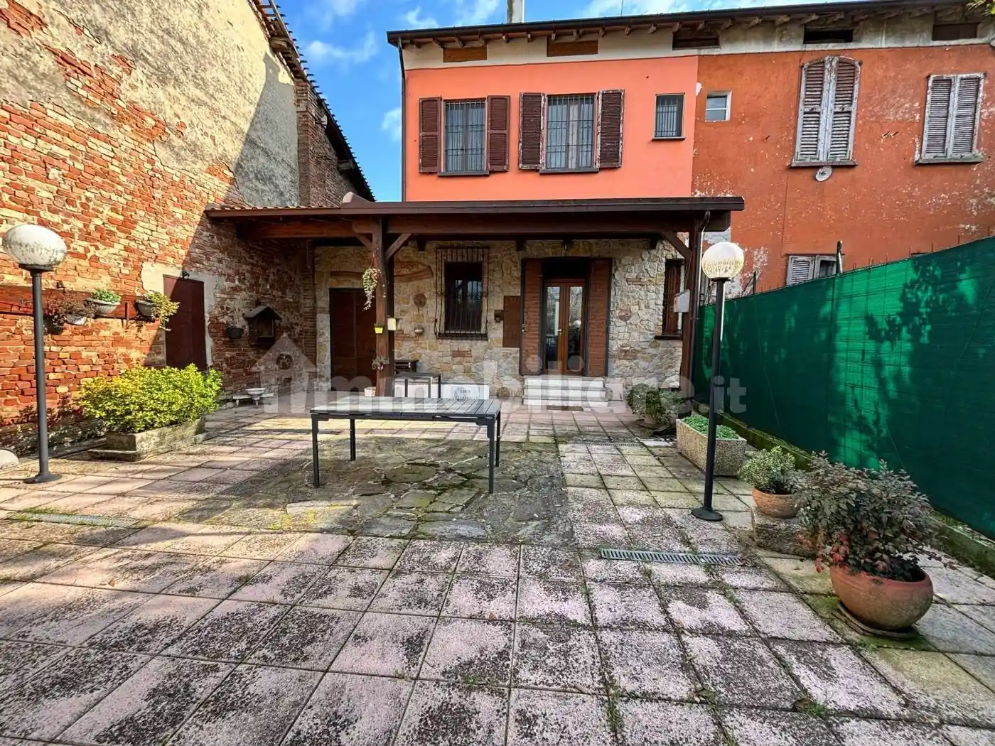 Rustico - Casale in vendita a Lodi