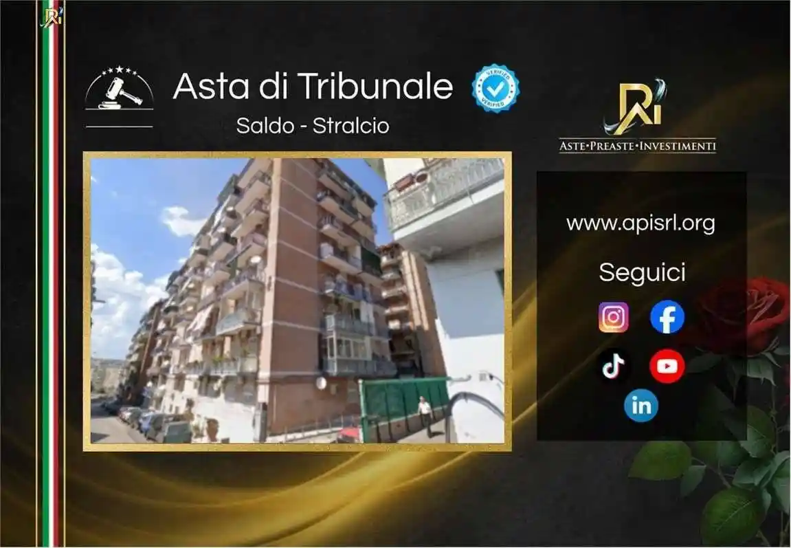 Appartamento in vendita a Napoli