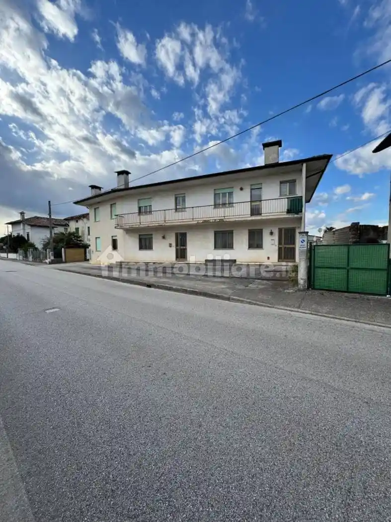 Villa in vendita a Bagnaria Arsa