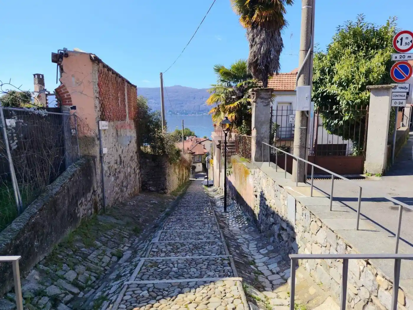 Appartamento in vendita a Leggiuno