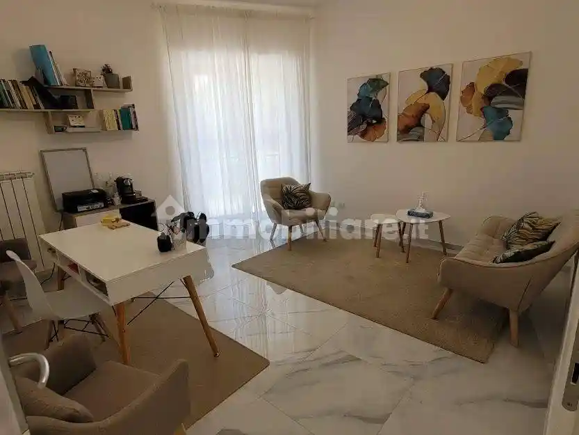 Palazzo - Edificio in affitto a Roma