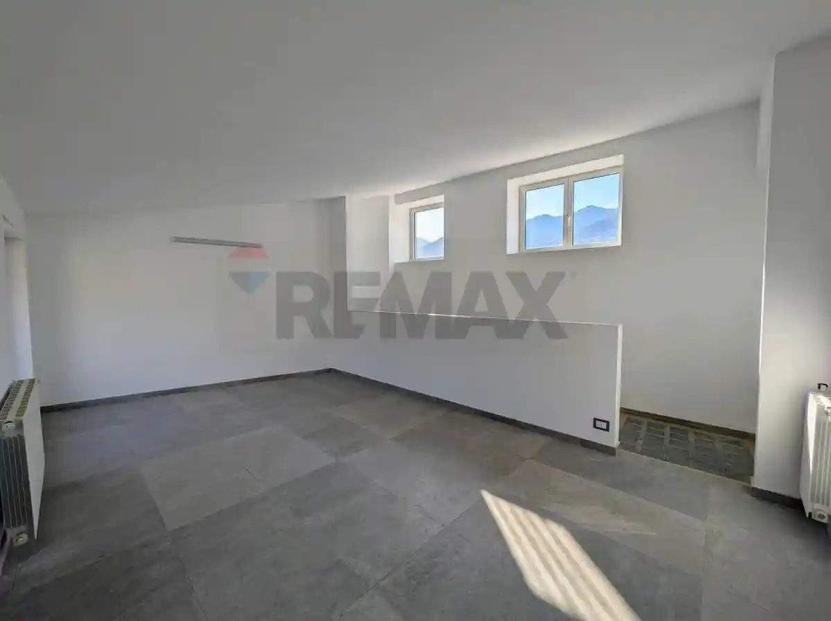 Casa indipendente in vendita a Esine