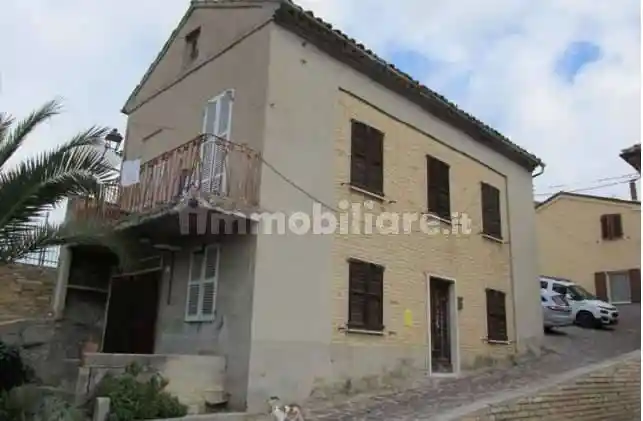 Casa indipendente in vendita a Montegiorgio