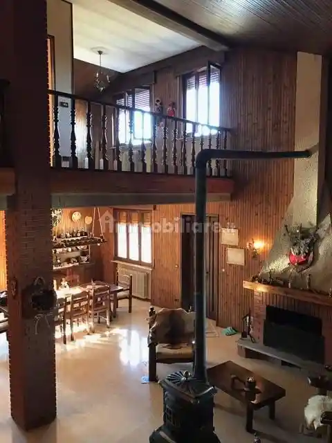 Villa in vendita a Vernasca