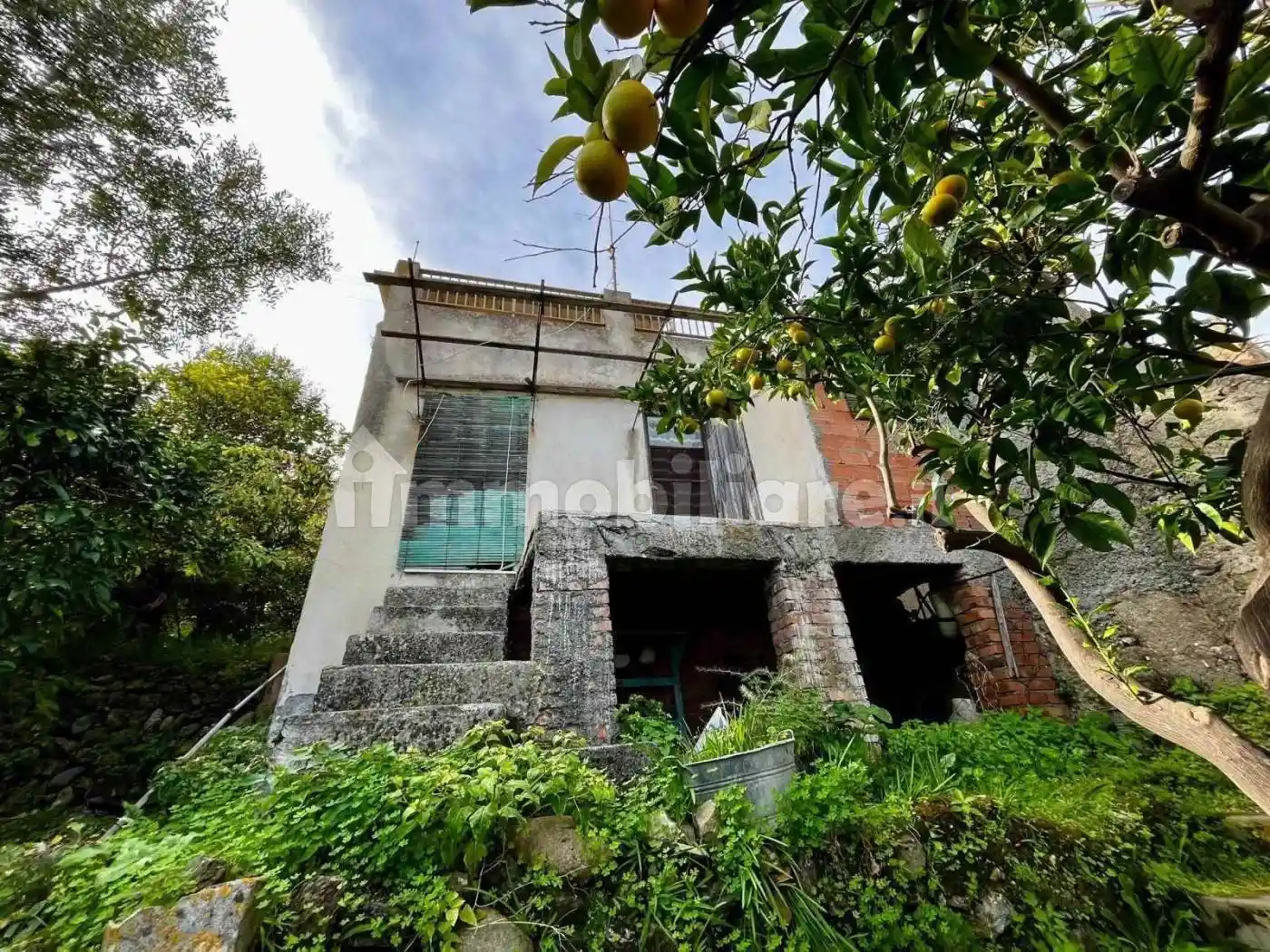 Casa indipendente in vendita a Roccalumera