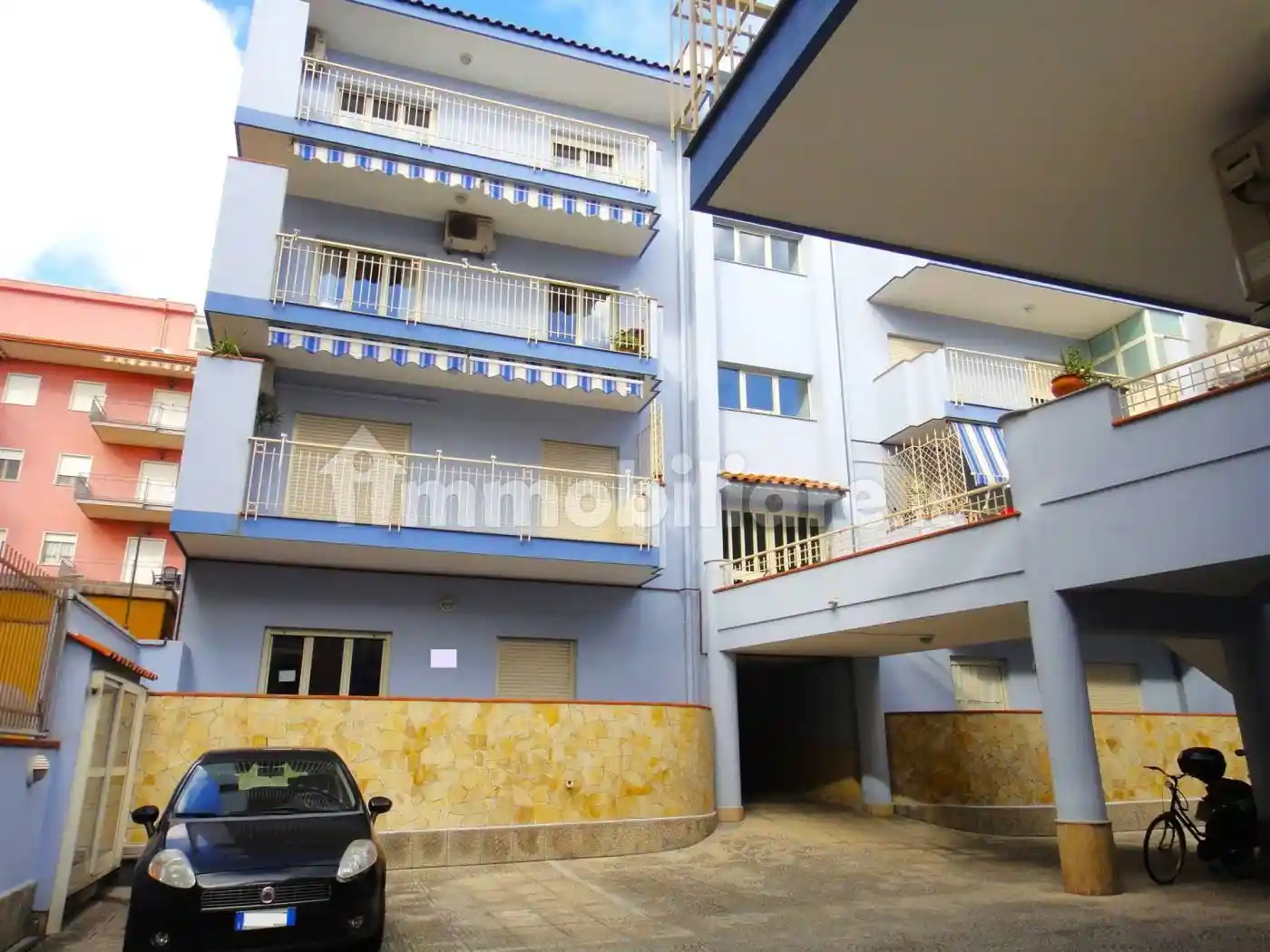 Appartamento in vendita a Roccalumera