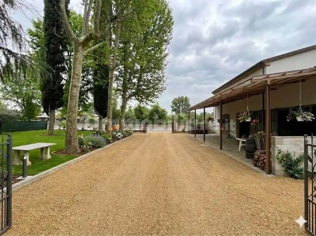 Rustico - Casale in vendita a Rimini
