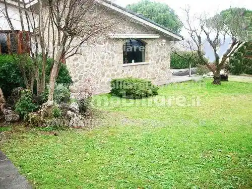 Villa in vendita a Gambassi Terme