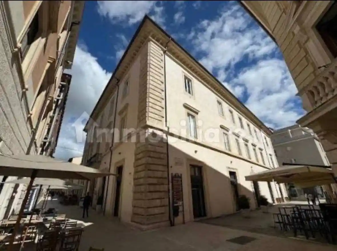 Appartamento in affitto a L'Aquila