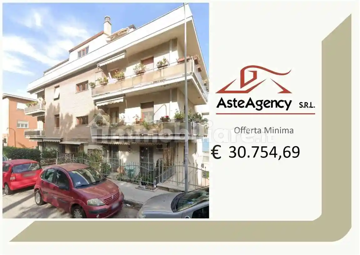 Appartamento in vendita a Falconara Marittima