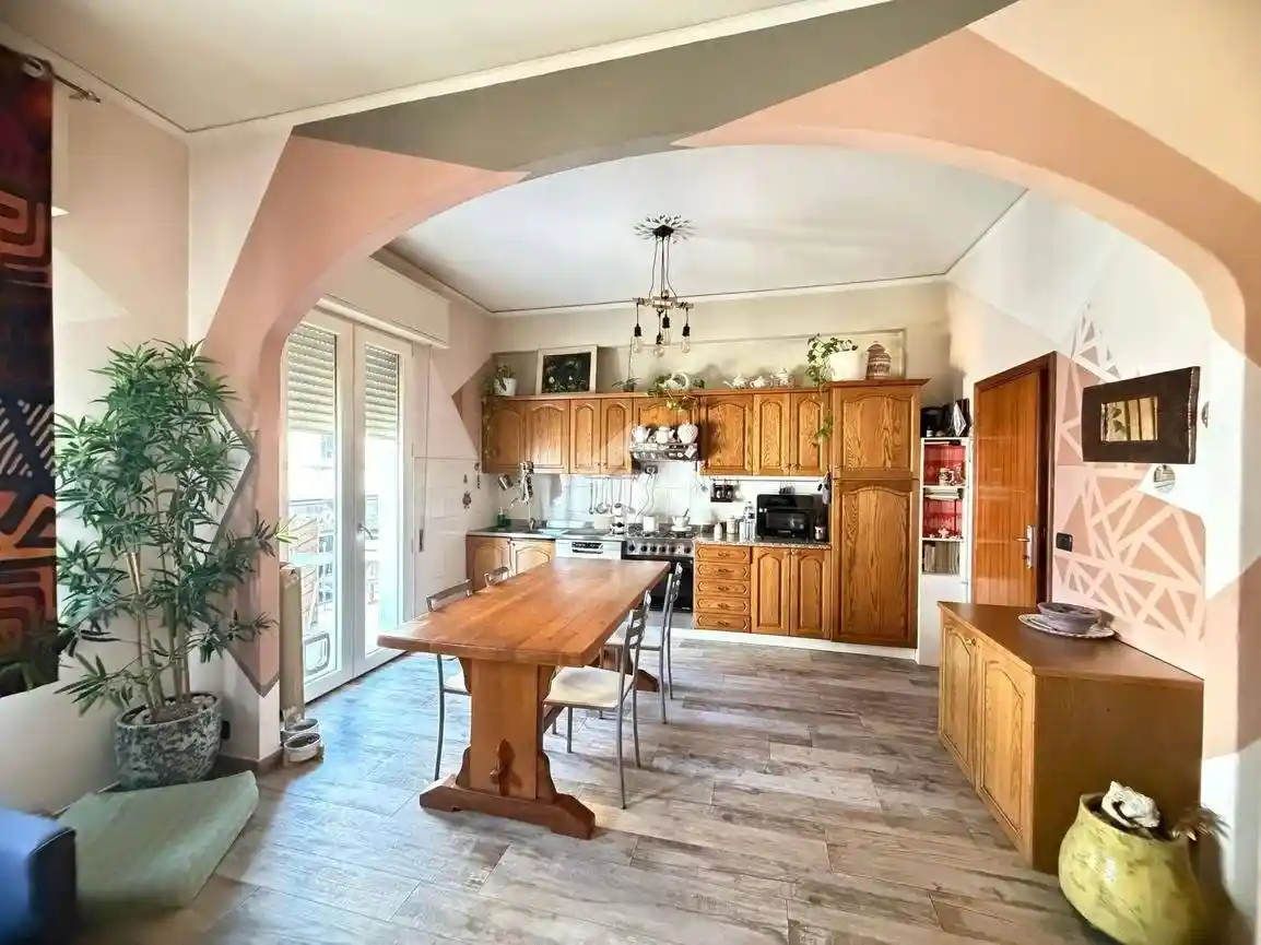 Casa indipendente in vendita a Montecatini-Terme