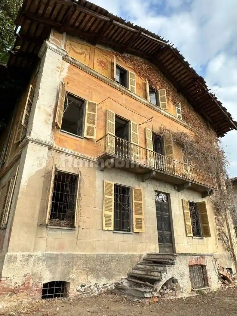 Villa in vendita a Saluzzo